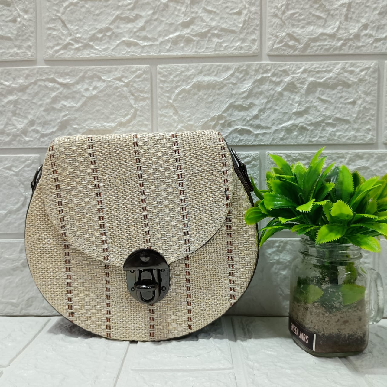 Gozya White round shape Duffle stylish & compact Bag with Elegant Design