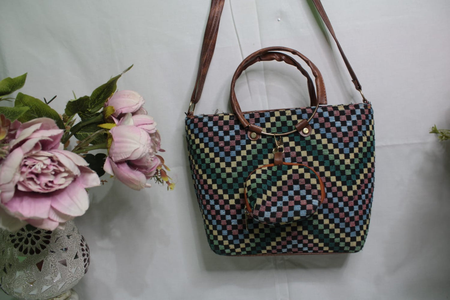 Shoulder Bags with Elegant Design