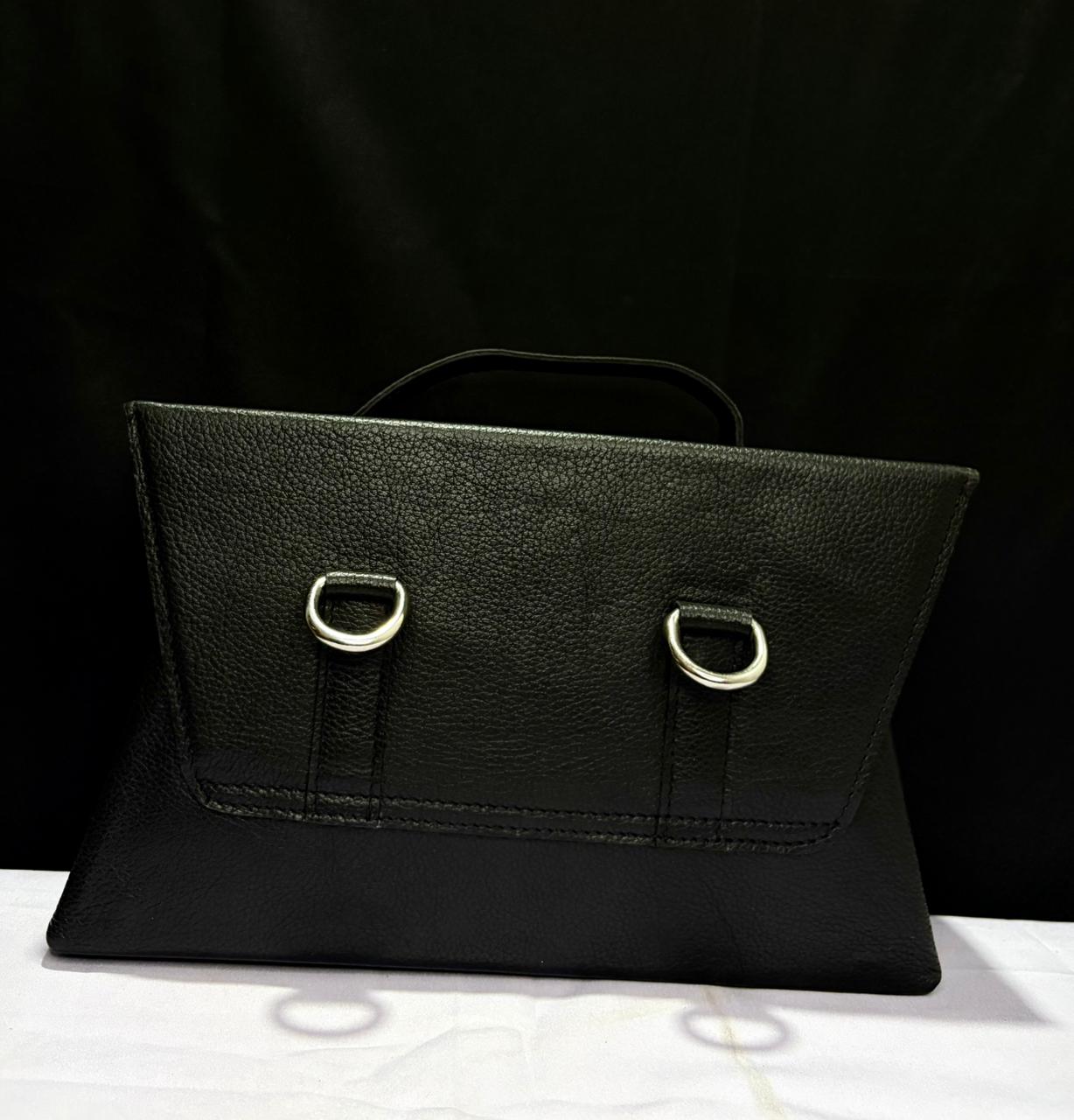Noir Fold Clutch Sling