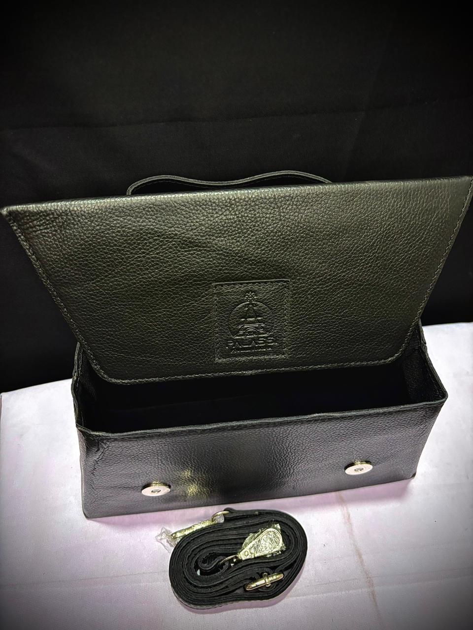 Noir Fold Clutch Sling