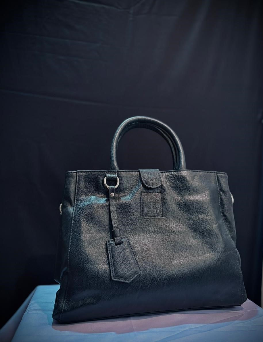 Noir Executive Leather Tote