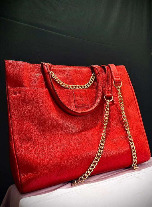 Rouge Chain Luxe Tote