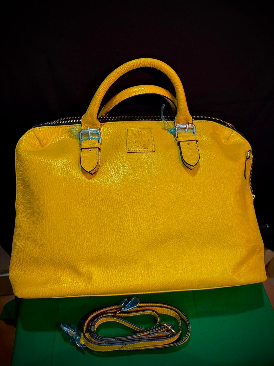 Soleil Luxe Carryall