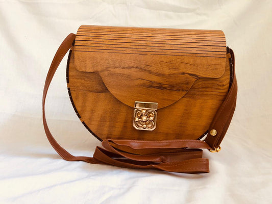 Wooden Handcraft Bags with Elgant Deisgn