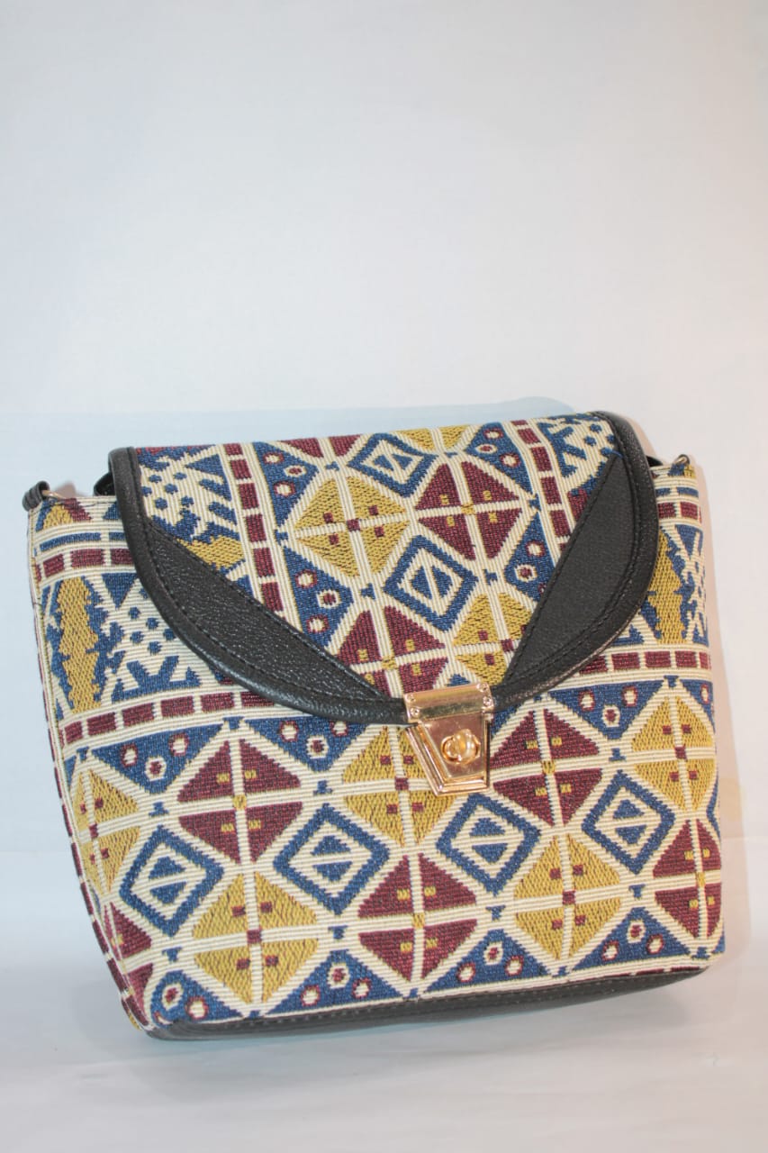 Handicraft Bags with Elgant Deisgn