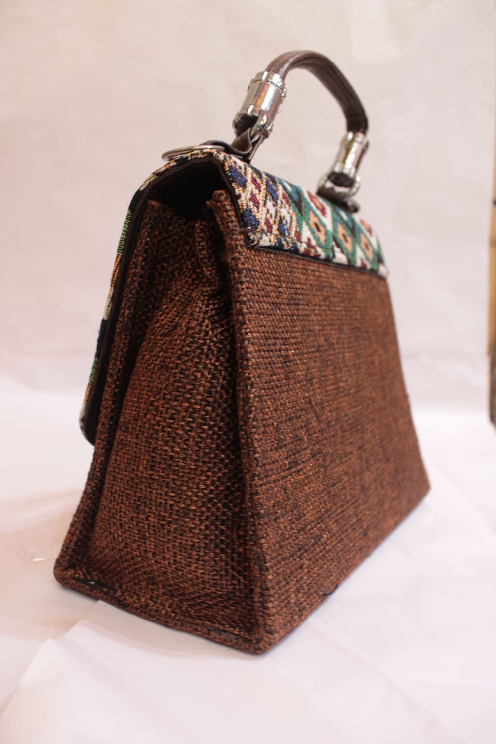 Handicraft Bags with Elgant Deisgn