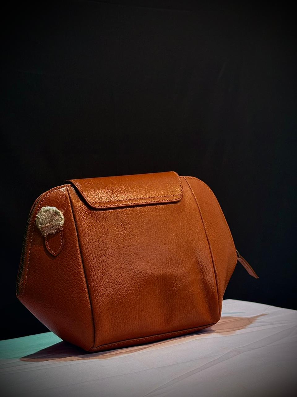 Amber Curve Sling Bag
