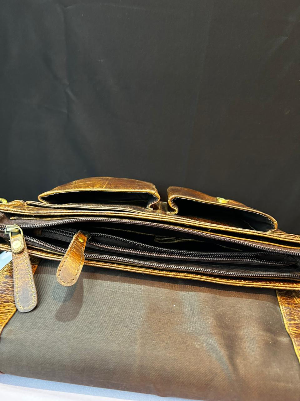 Vintage Leather Crossbody Messenger Bag