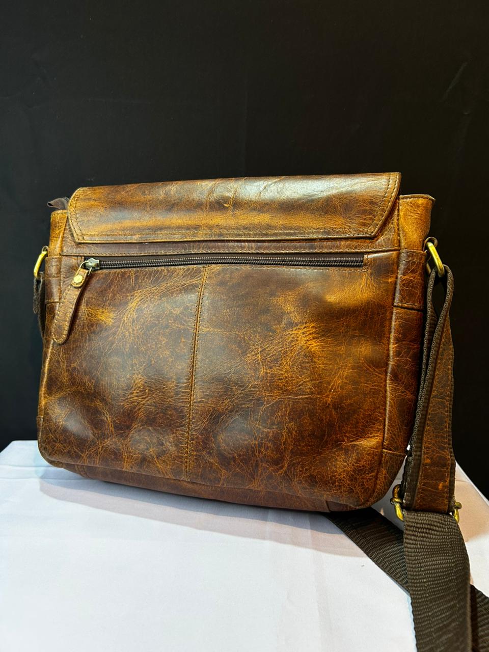 Vintage Leather Crossbody Messenger Bag