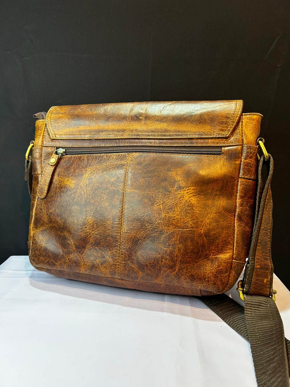 Vintage Leather Crossbody Messenger Bag