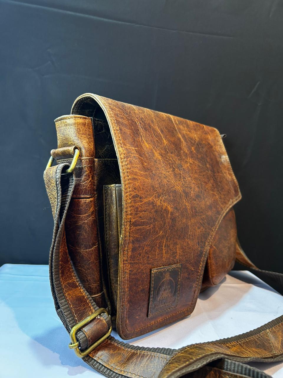 Vintage Leather Crossbody Messenger Bag